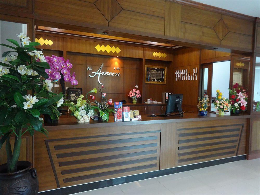 Al Ameen Hotel Krabi Bagian luar foto